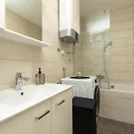 Lejlighed Yuki 2br W Balcony And Parking Near Old Town