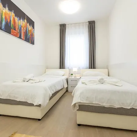 Apartman Yuki 2br W Balcony And Parking Near Old Town *